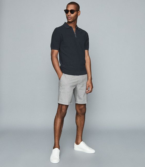 Smart Casual Cool: Men's Summer 2023 Polo Outfits for Fashionable and Relaxed Looks