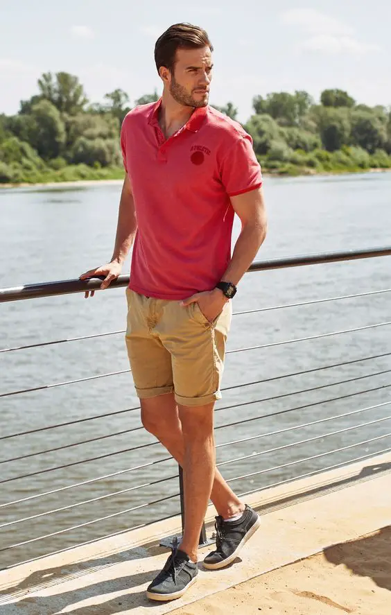 Smart Casual Cool: Men's Summer 2023 Polo Outfits for Fashionable and Relaxed Looks