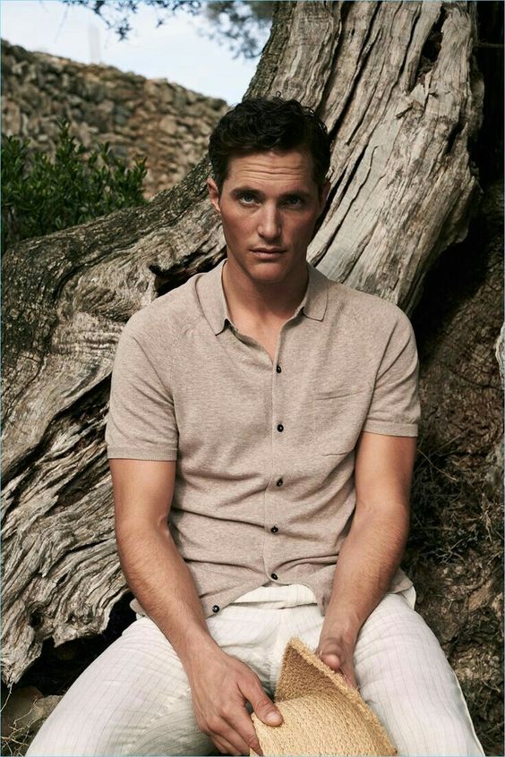 Men's summer outfits with polo 23 ideas: Boost your style with timeless elegance
