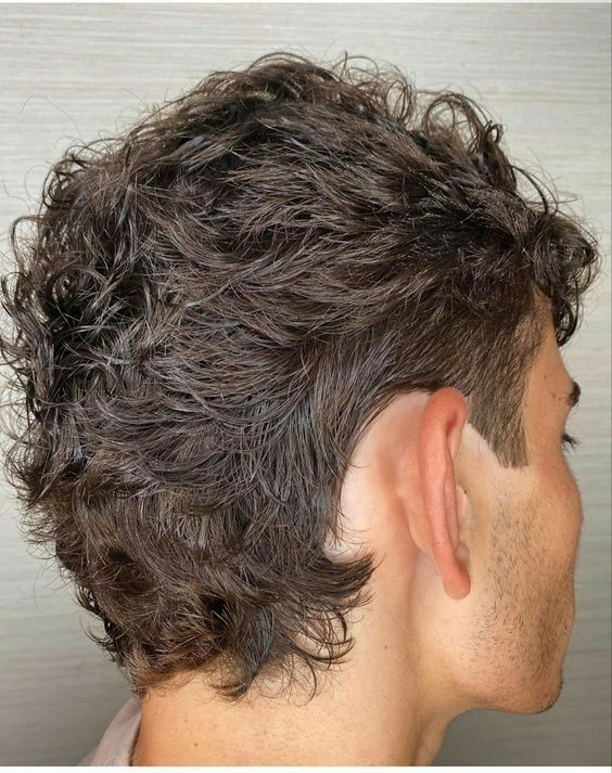 Rock the Mullet: A Resurgence of the Iconic Men's Haircut 2023