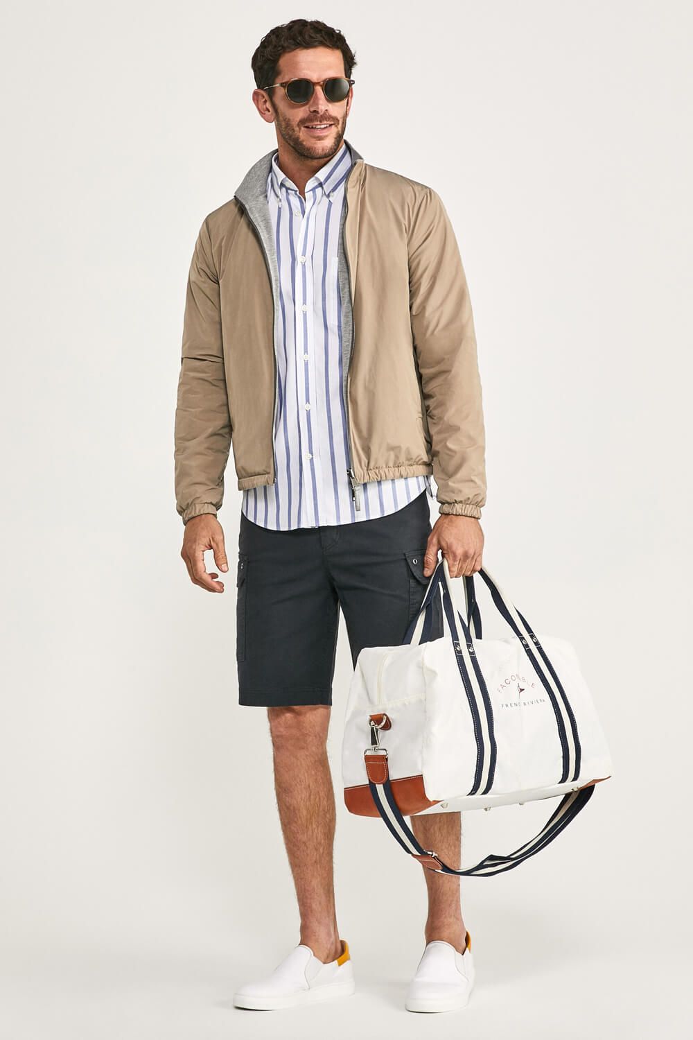 Smart and Casual: Men's Summer Outfits with Shorts