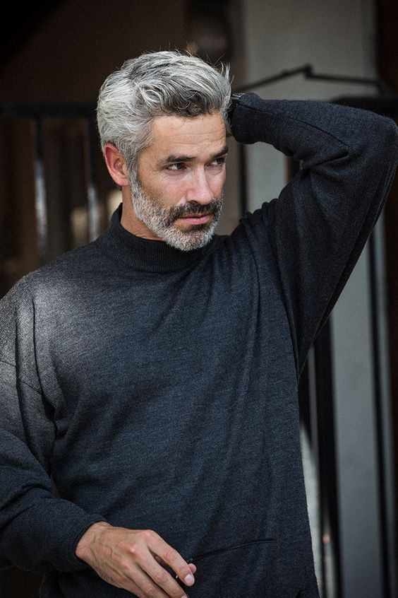 The Rise of Grey: Men's Hair Color Trend for Fall 2023