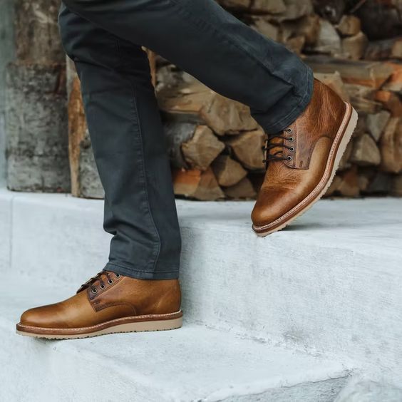 Trendy Men's Fall Shoes for 2023: The Ultimate Style Guide