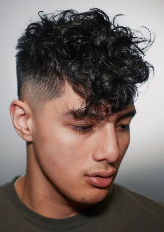 Men's hair gel 18 ideas: Achieving the perfect look