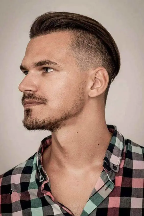 Slicked back hair for men 18 ideas: A Stylish Guide