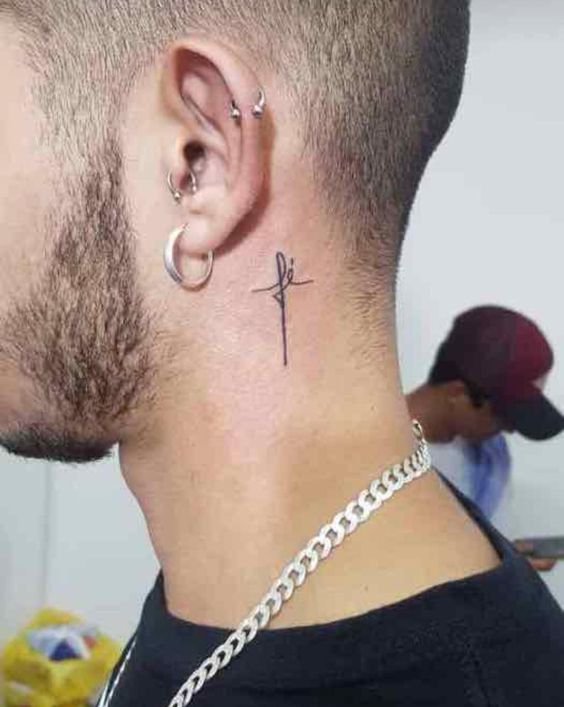 Spectacular men's tattoos behind the ear 16 ideas for a stylish statement