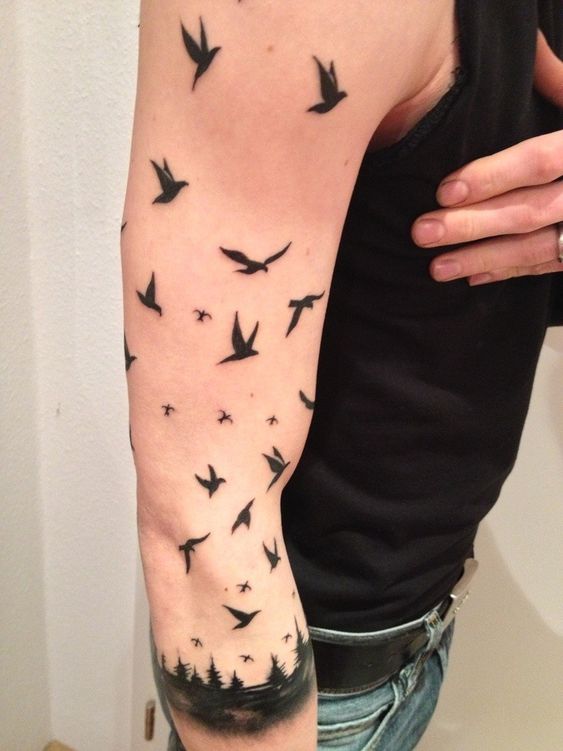 Feathered Ink: The Rise of Bird Tattoos Among Men 2023