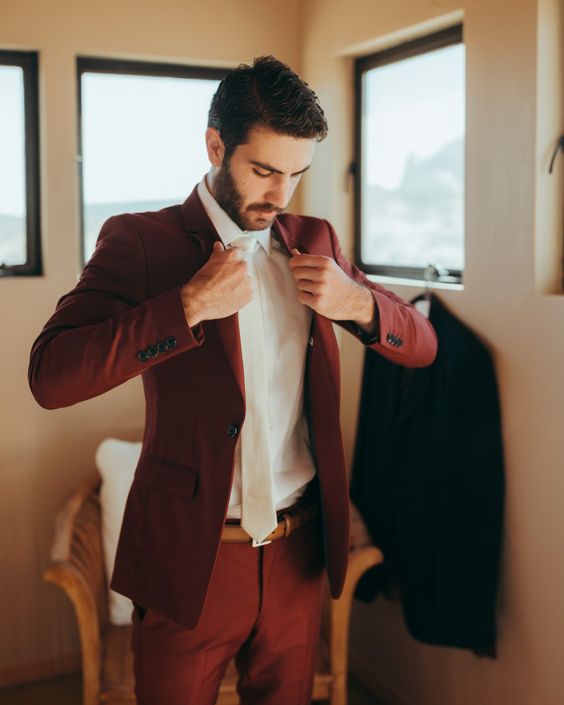 Red Christmas outfit 15 ideas for men in 2023