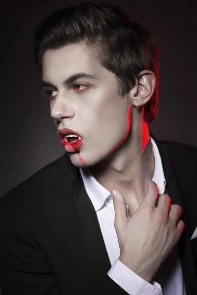 Vampire makeup for men for Halloween 2023 18 ideas: Creating the perfect look