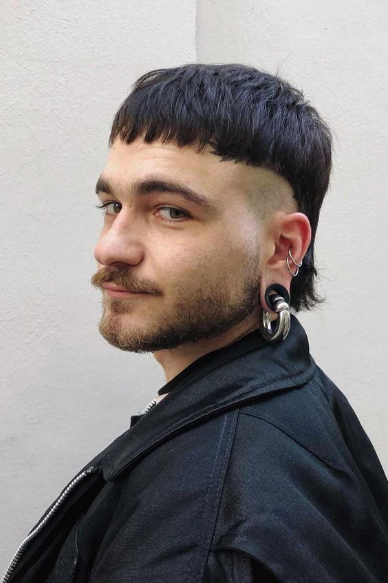 Short men's haircuts in grunge style: 15 best ideas for 2024