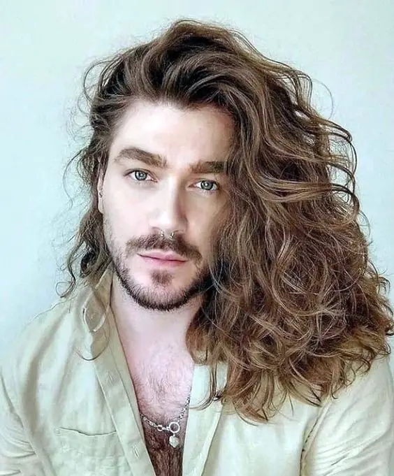 Curly men's hairstyles 2024 21 ideas: Keeping up with the trend