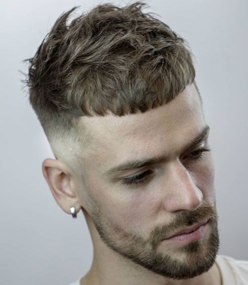 Trendy short layered hairstyles for men in 2024 16 ideas