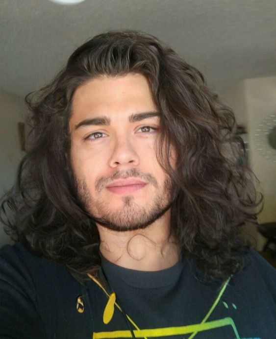 Curly men's hairstyles 2024 21 ideas: Keeping up with the trend