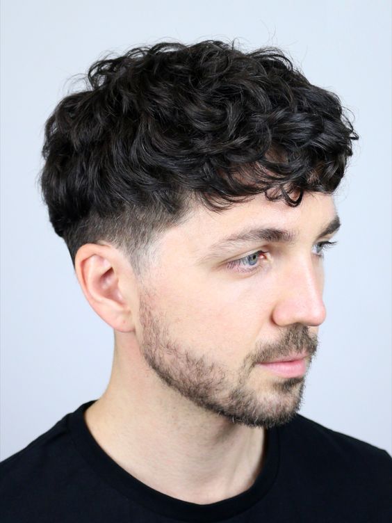 Curly men's hairstyles 2024 21 ideas: Keeping up with the trend