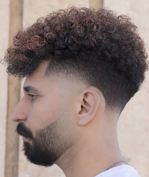 Curly men's hairstyles 2024 21 ideas: Keeping up with the trend