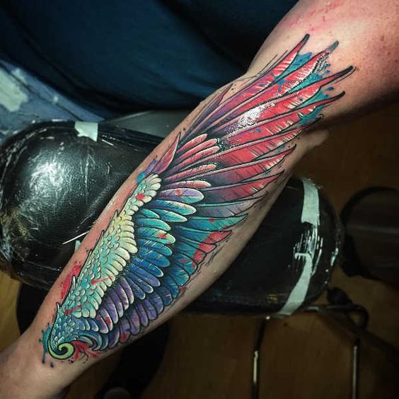 Wings Tattoos 2024: Men's Symbolic Drawings 15 Ideas