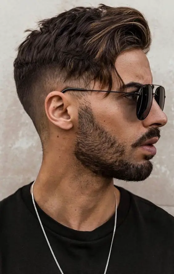 Men's spring haircuts for medium hair 2024 16 ideas: Classics and modern trends
