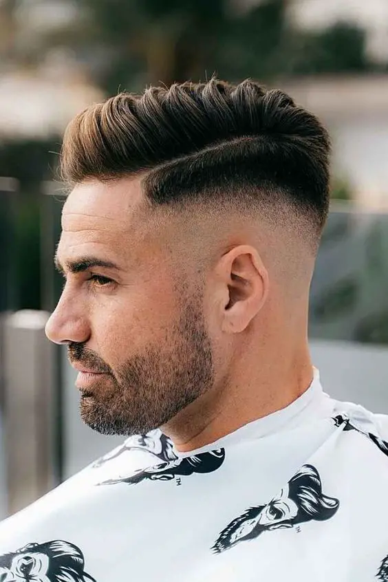 Men's haircuts spring 2024 15 ideas: Trends and styles
