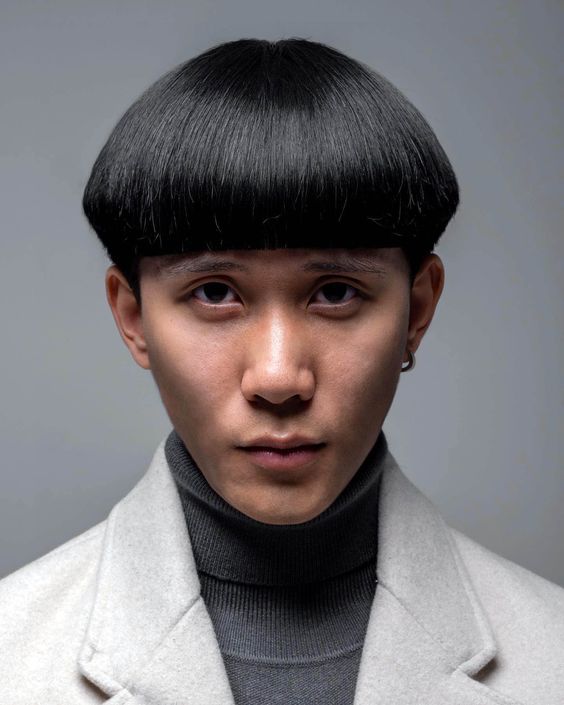 Revamped Long Bowl Cuts 15 ideas: Modern, Messy & Stylish Men's Hair