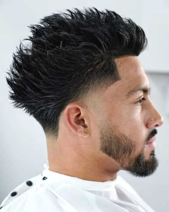 Men's haircuts spring 2024 15 ideas: Trends and styles