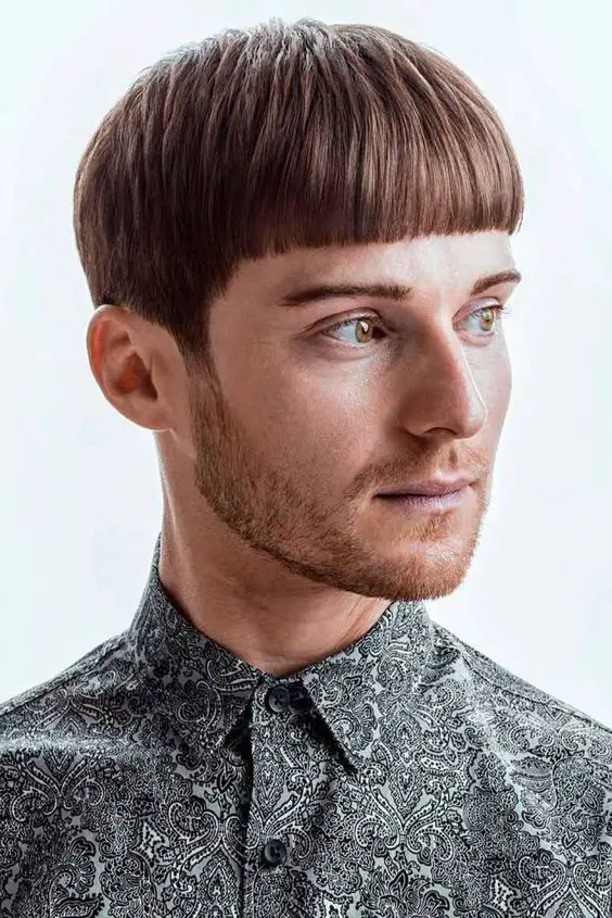 Revamped Long Bowl Cuts 15 ideas: Modern, Messy & Stylish Men's Hair