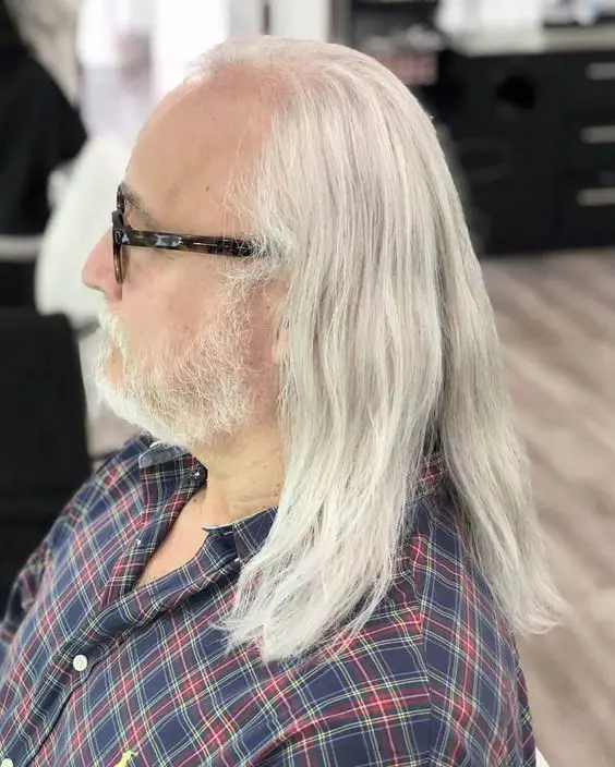 Embodying silver: hairstyles for stylish men over 50 15 ideas