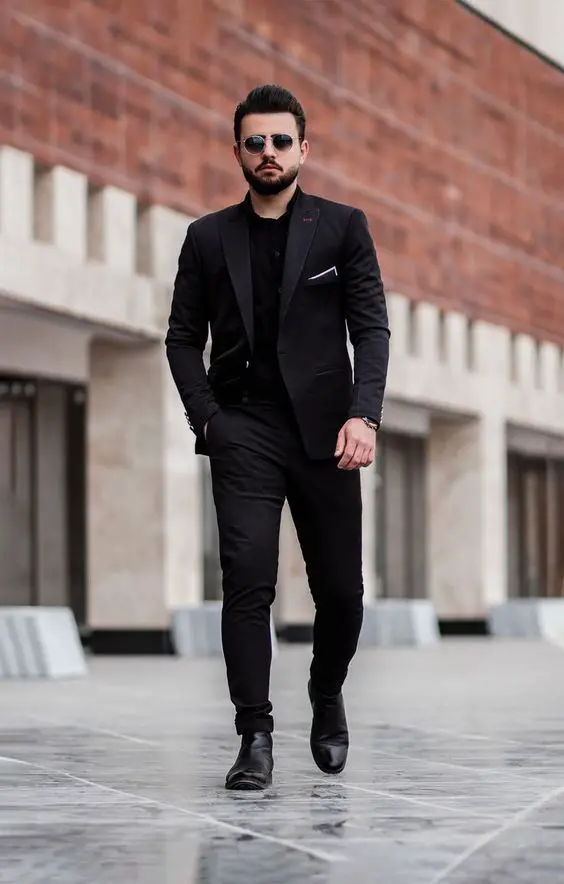 Men's all-black outfits: From casual to formal elegance 15 ideas