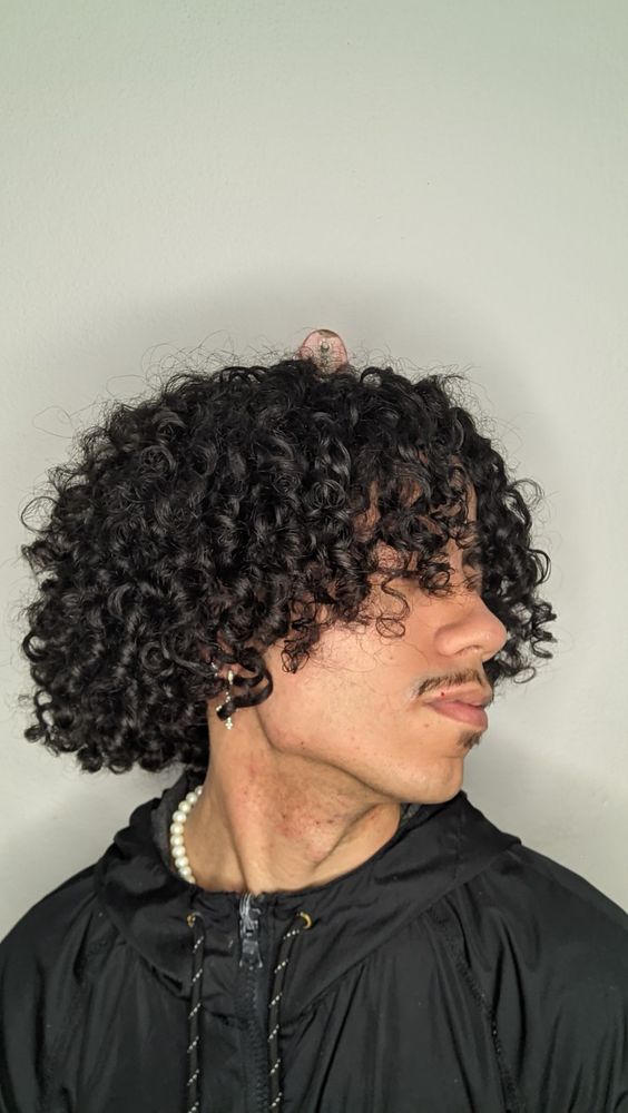 Trendy men's haircuts for curly hair 3B in 2024 16 ideas