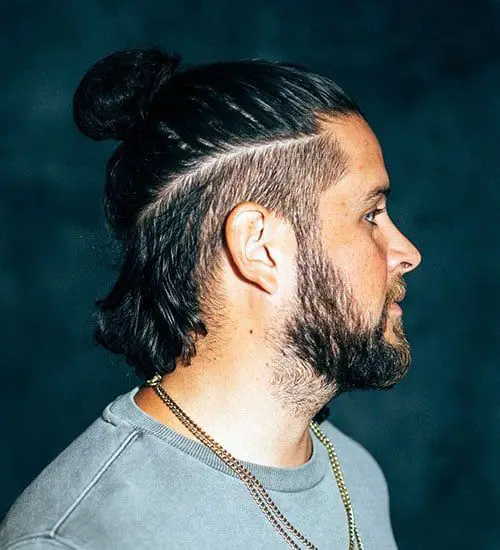 Men's Bundle Styles: From Viking haircuts to modern top knots 15 ideas