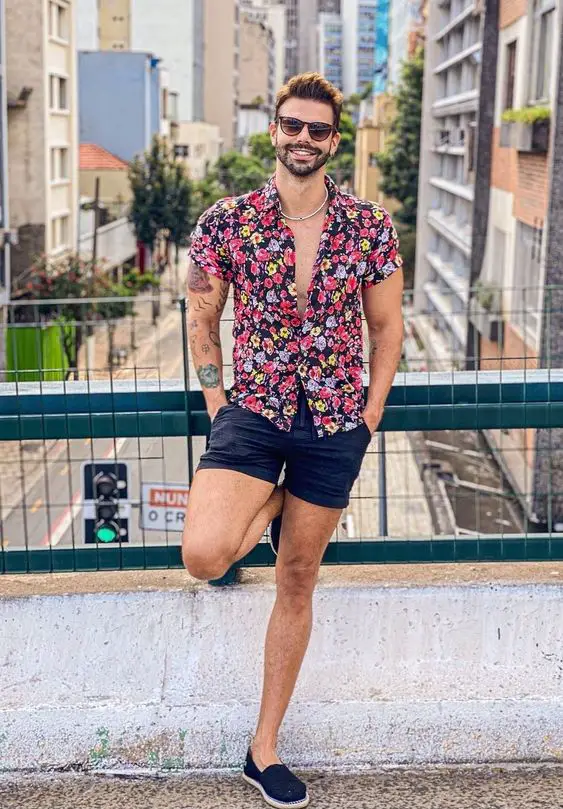 Top men's summer styles of 2024: Beach and street chic 74 ideas