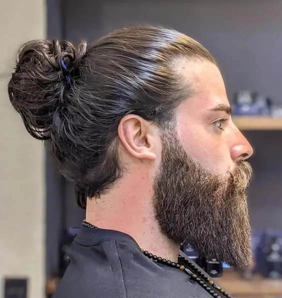 Men's Bundle Styles: From Viking haircuts to modern top knots 15 ideas