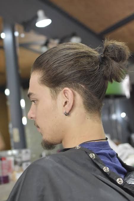 Men's Bundle Styles: From Viking haircuts to modern top knots 15 ideas