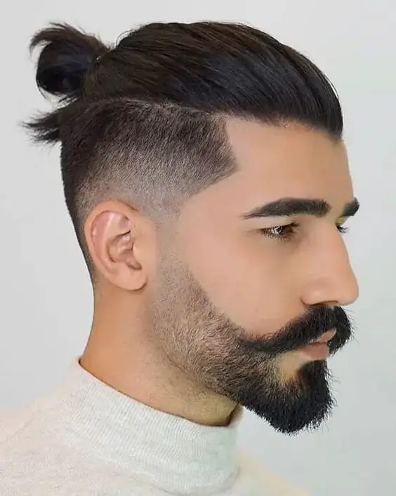 Men's Bundle Styles: From Viking haircuts to modern top knots 15 ideas