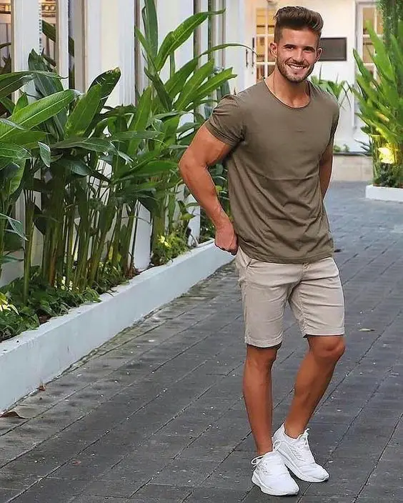 Top men's summer styles of 2024: Beach and street chic 74 ideas