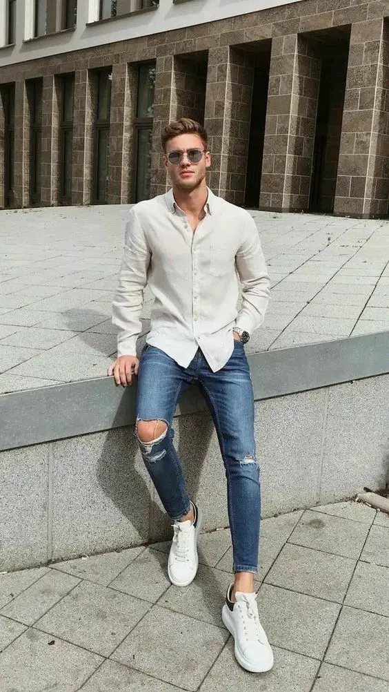 Basic men's holiday outfits - from beach to city style 23 ideas