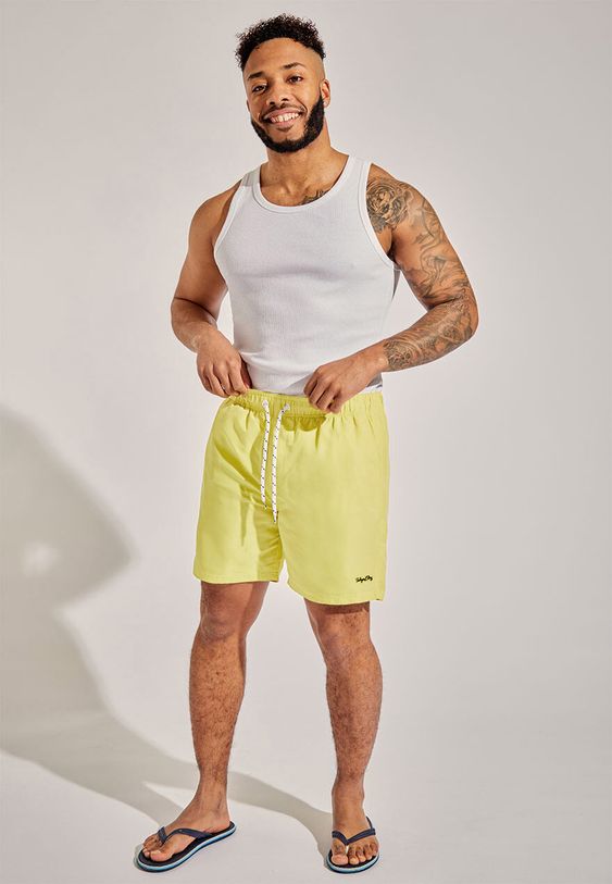 Familiarize yourself with the best men's swim shorts: Combining style and comfort 22 ideas