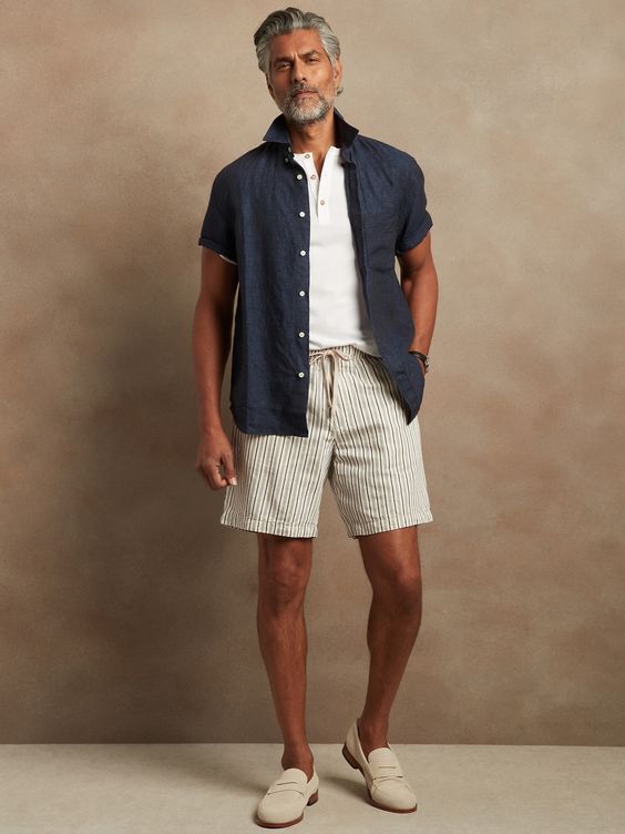 Discover 22 stylish outfit ideas with men's casual shorts for any summer occasion