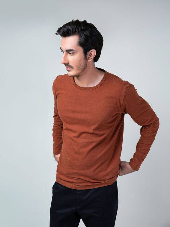 Top 22 men's long sleeve shirt ideas: Trendy outfits, styles and fashion tips