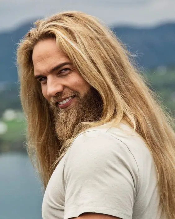 Stylish Hairstyles for Blonde Men with Beards: 22 Inspiring Ideas