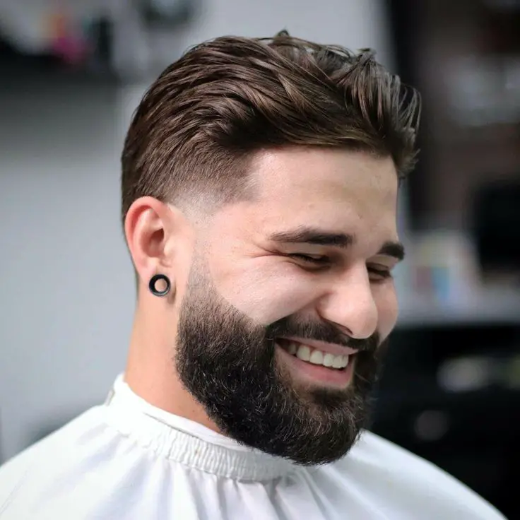 Top 22 beard ideas for men with round faces: From short to trendy hairstyles