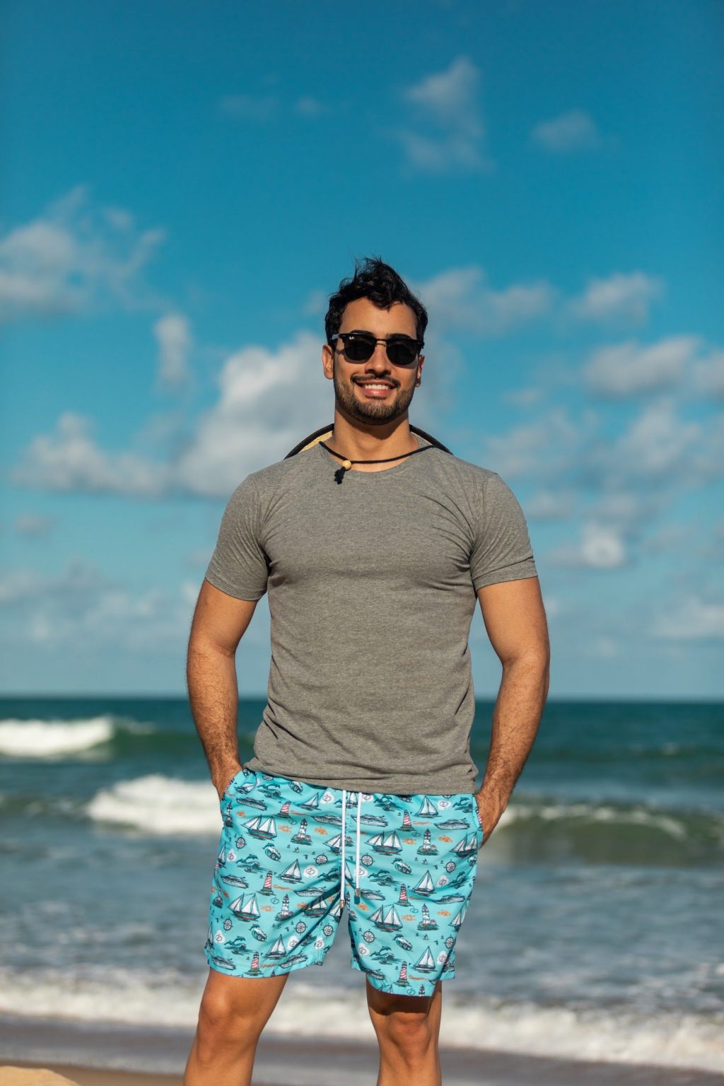 Aesthetic Men's Beach Outfits: Black Casual Summer Styles - A 2023 ...