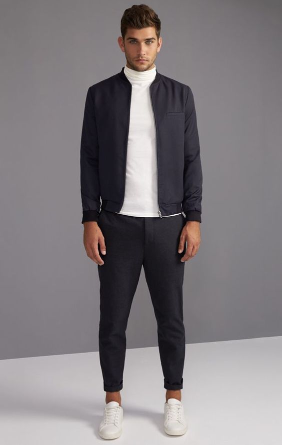 Essential 2024 Capsule Wardrobe for Men - Minimalist & Stylish