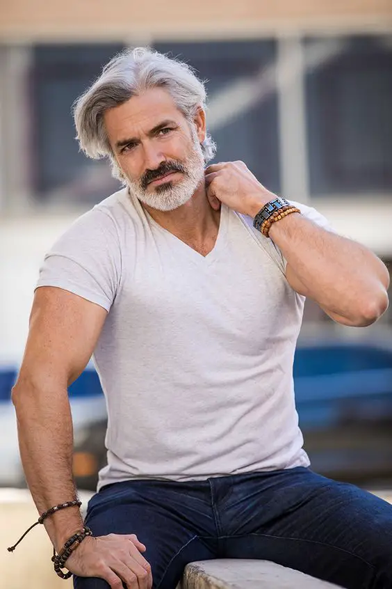 Silver Fox Style: Embrace gray with confidence 15 ideas - mens-club.online